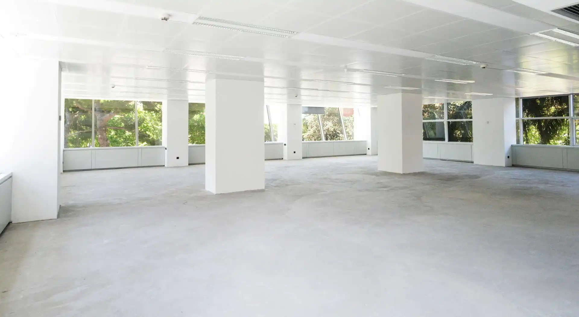 Büro zur Miete in N/A, Pedralbes