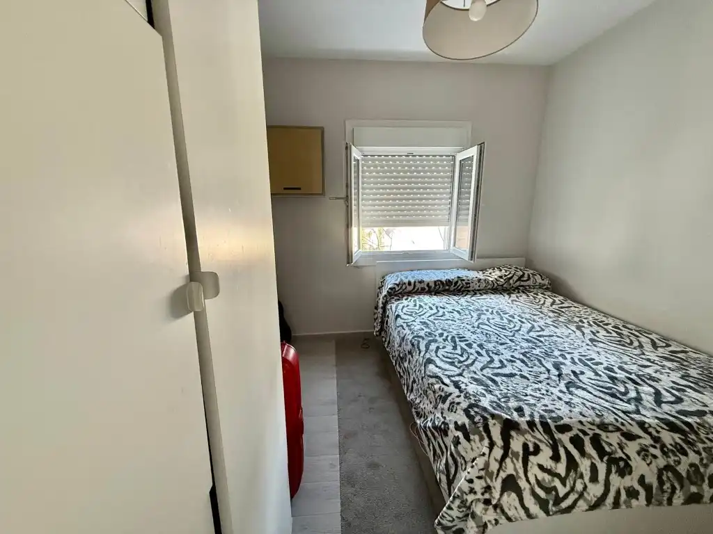 Bedroom of Flat for sale in Sevilla