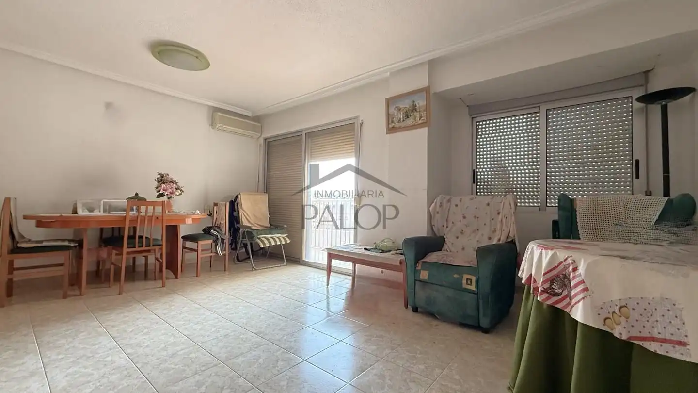 Piso con ascensor en venta en Casc Urbà, imagen 4