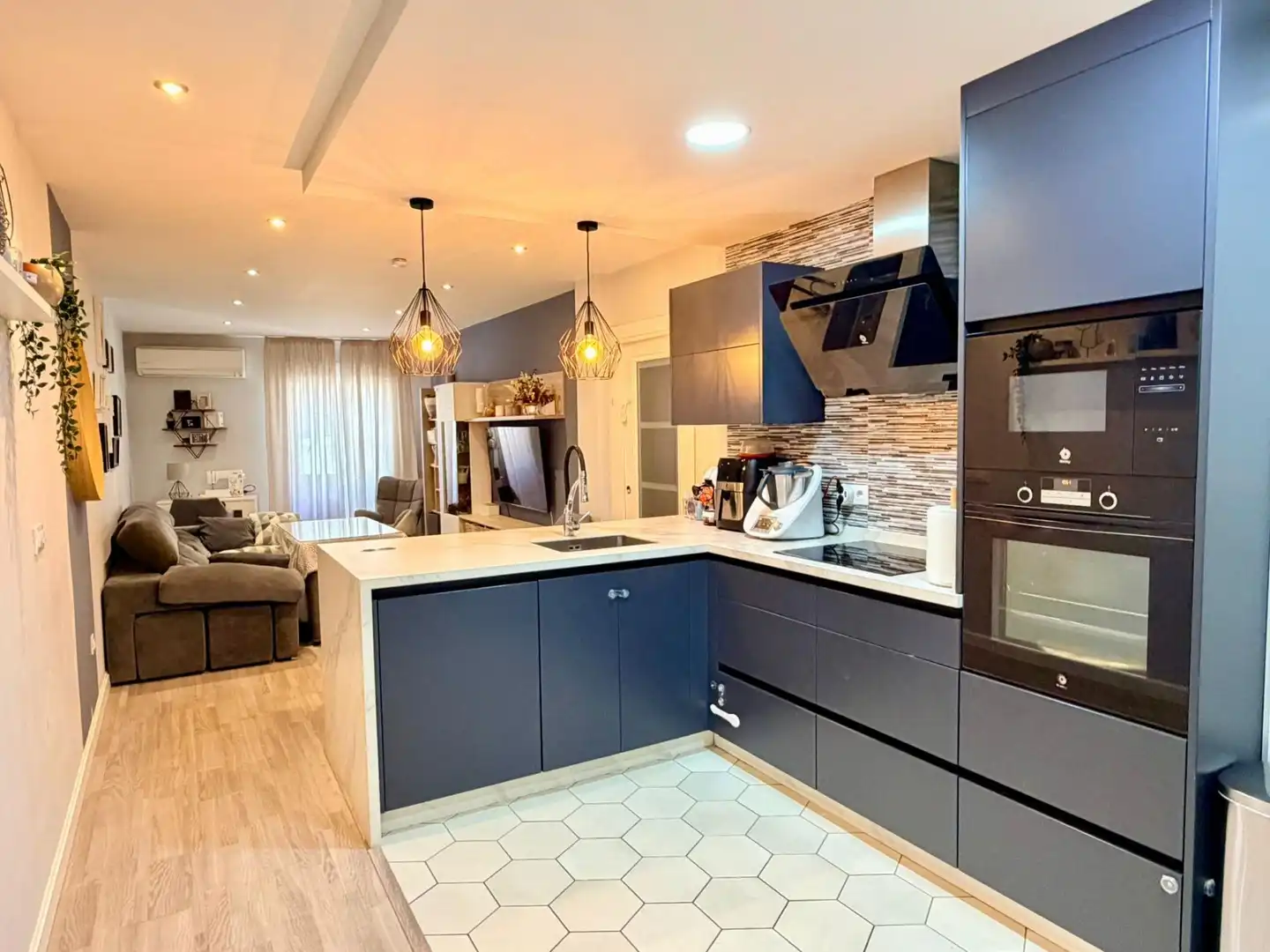 Kitchen of Flat for sale in Antequera  with Air Conditioner, Heating and Balcony