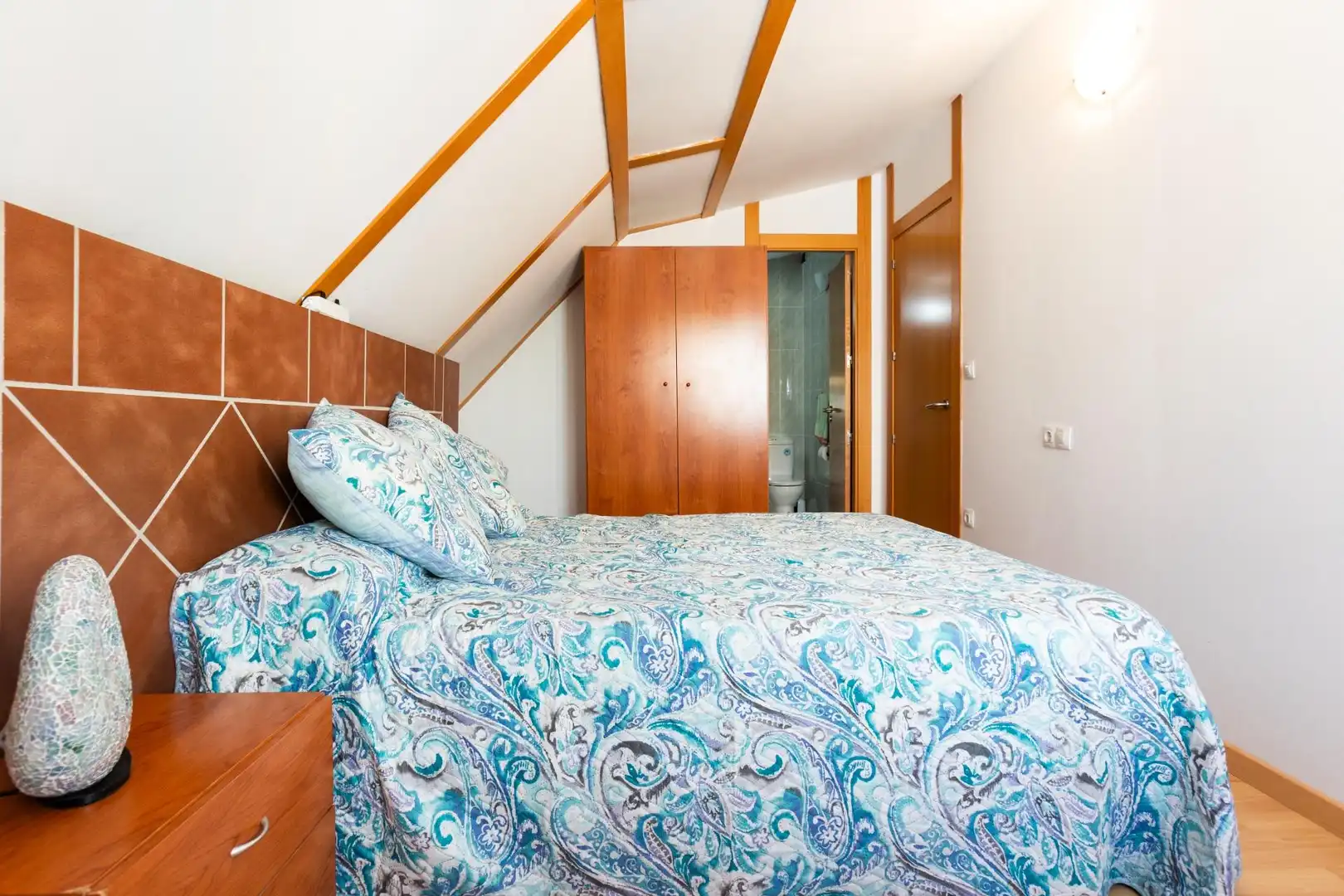 Habitación de Ático en venta en Albuñol con Calefacción, Terraza y Amueblado
