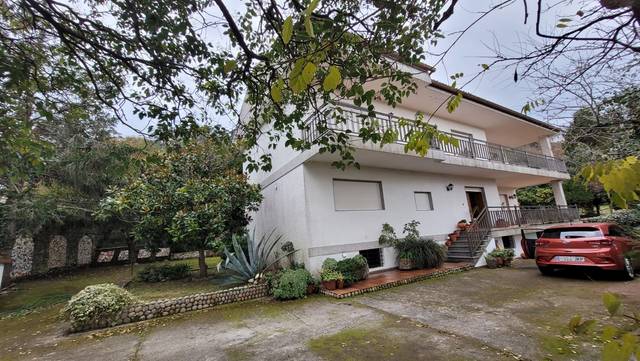 Casa-chalet en Alquiler en A Guarda