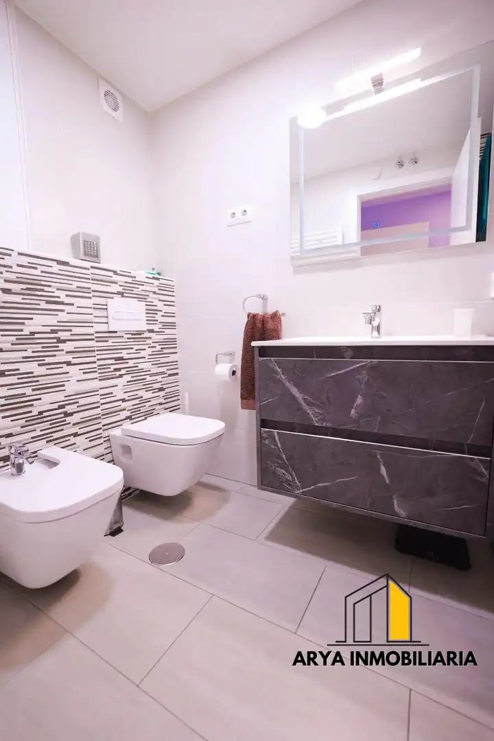 Baño de Piso en venta en Torrejón de Ardoz con Aire acondicionado, Calefacción y Trastero