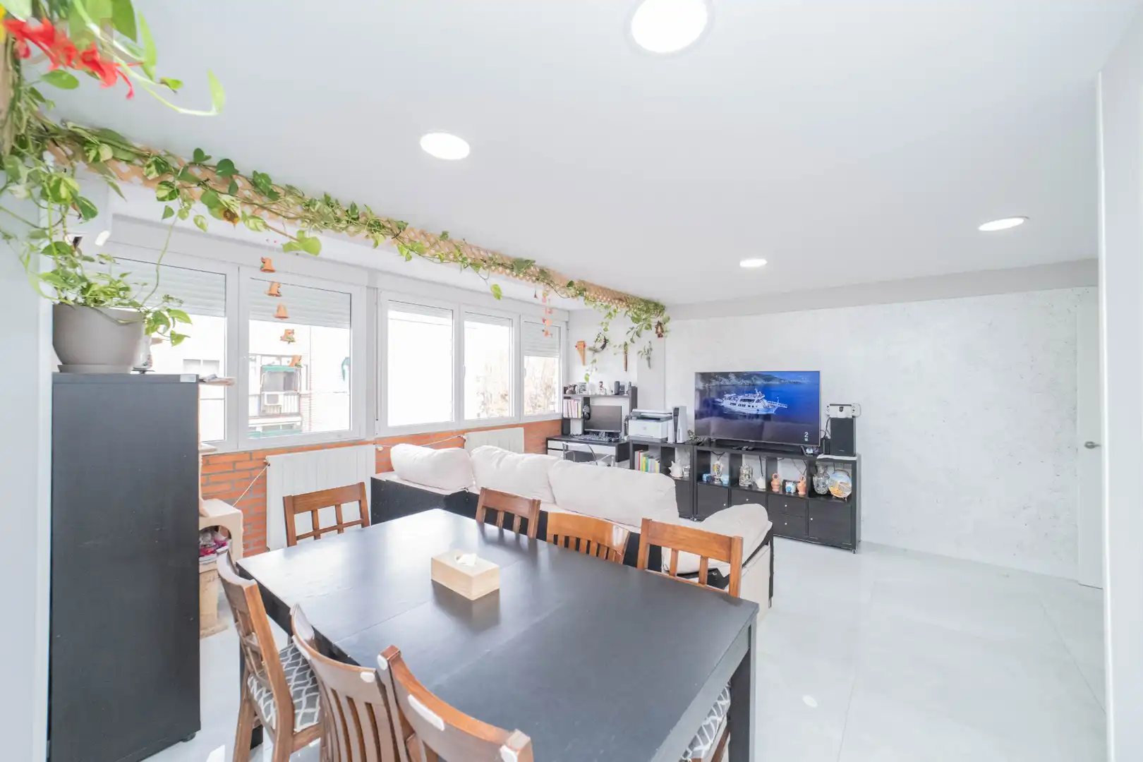 Living room of Flat for sale in Parla  with Air Conditioner and Swimming Pool