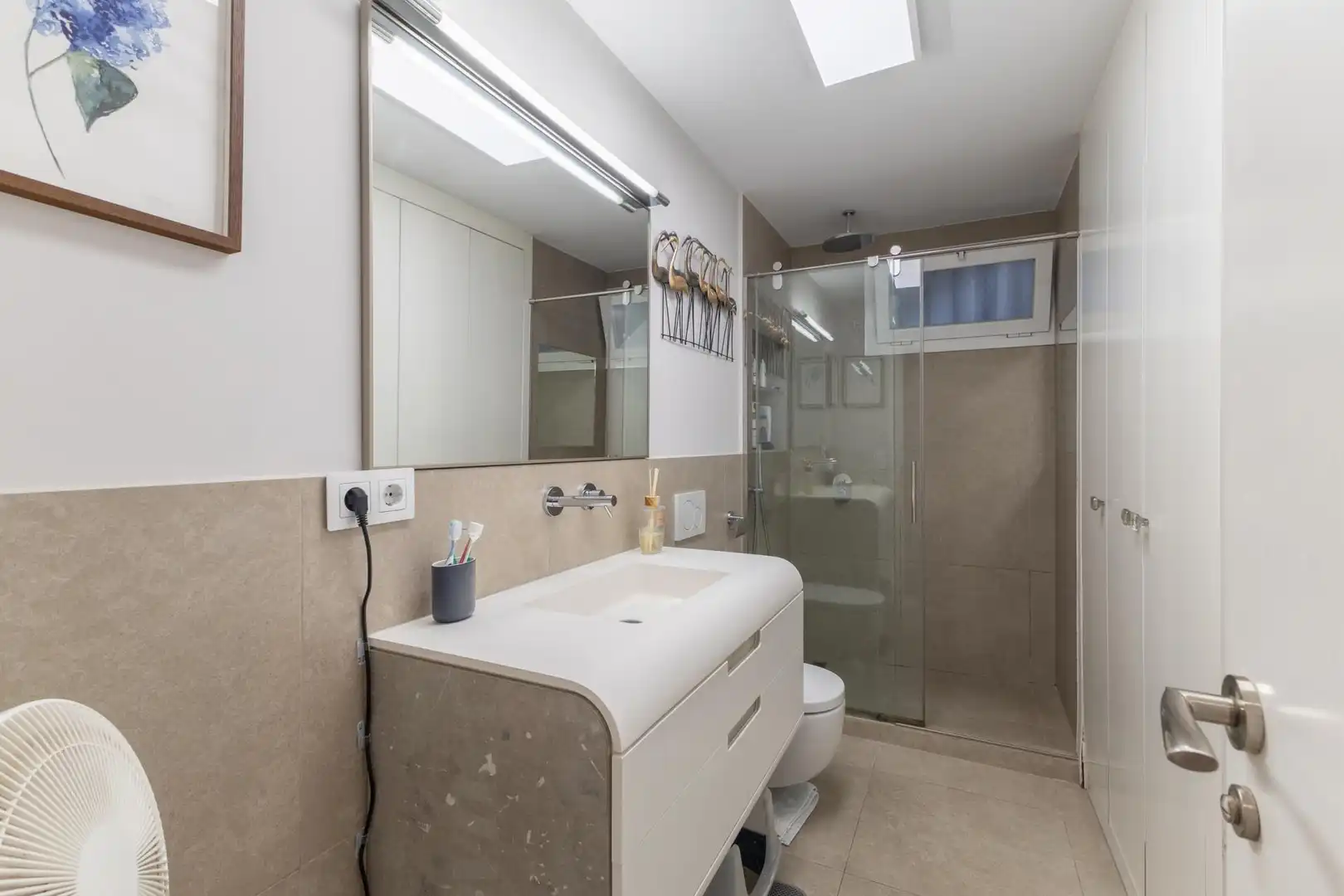 Baño de Apartamento de alquiler en Madrid con Calefacción, Amueblado y Balcón
