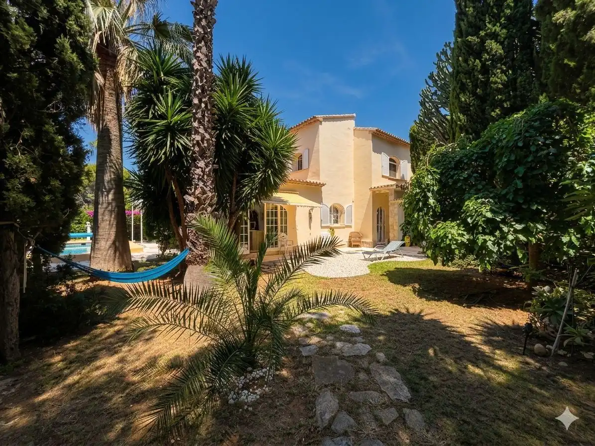 Garden of Houses for sale in Dénia  with Air Conditioner, Heating and Private garden