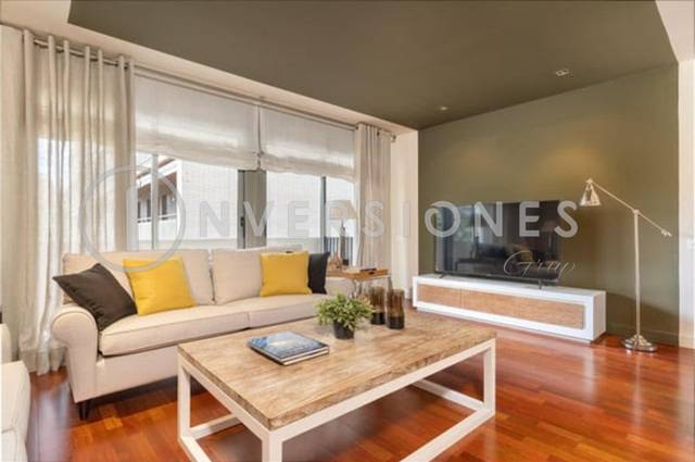 Apartamento en Alquiler en Carretera de Collblanc en Collblanc