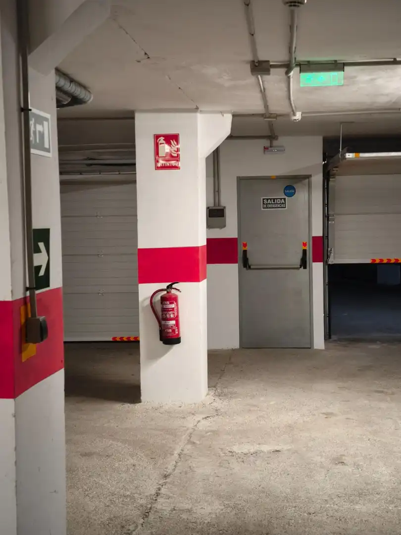 Einzelparkplatz zur Miete in Camino Camino Ronda 212, imagen 7