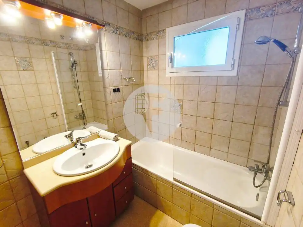Baño de Piso en venta en Manresa con Calefacción y Balcón