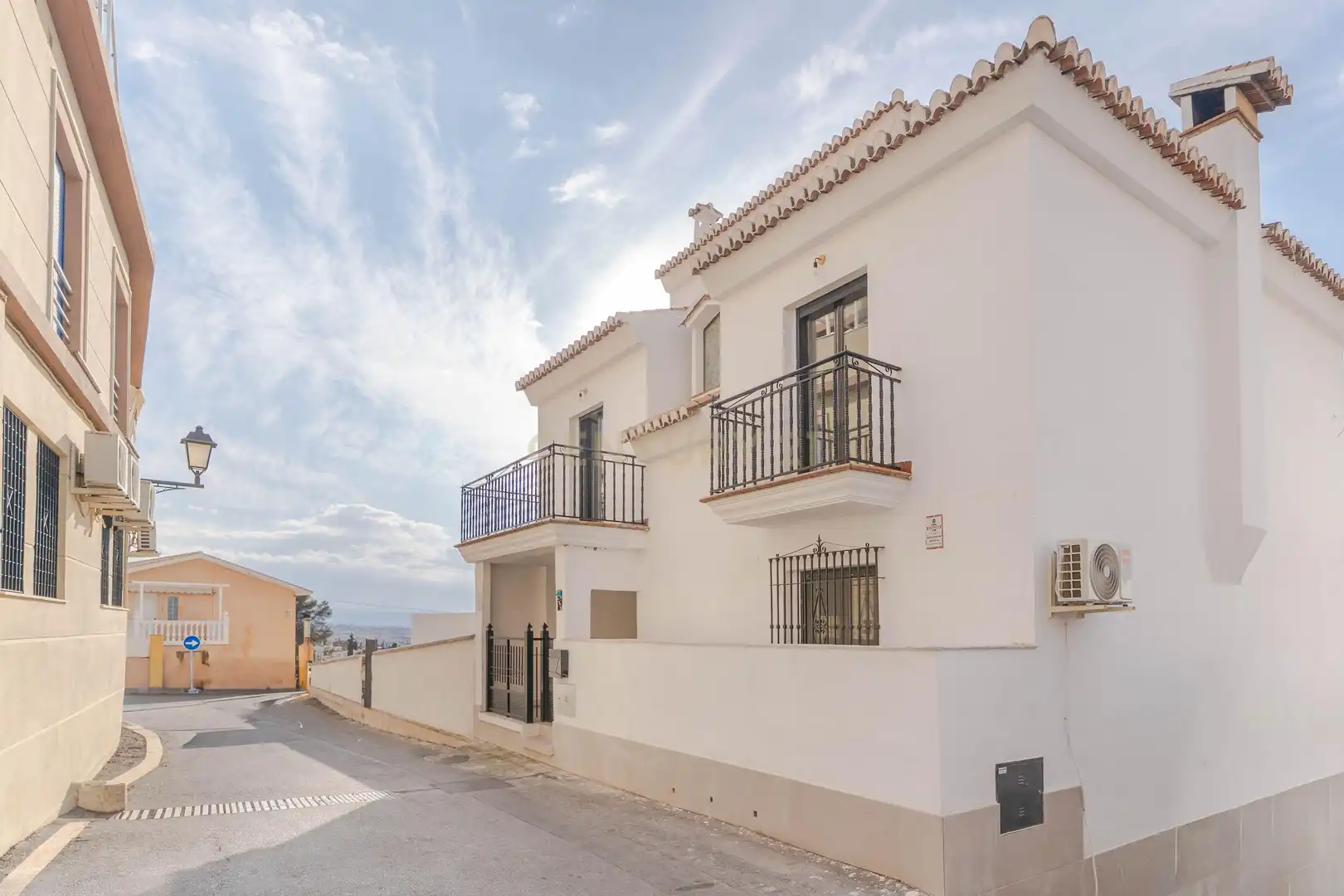 Vista exterior de Casa o chalet en venta en Monachil con Aire acondicionado y Balcón