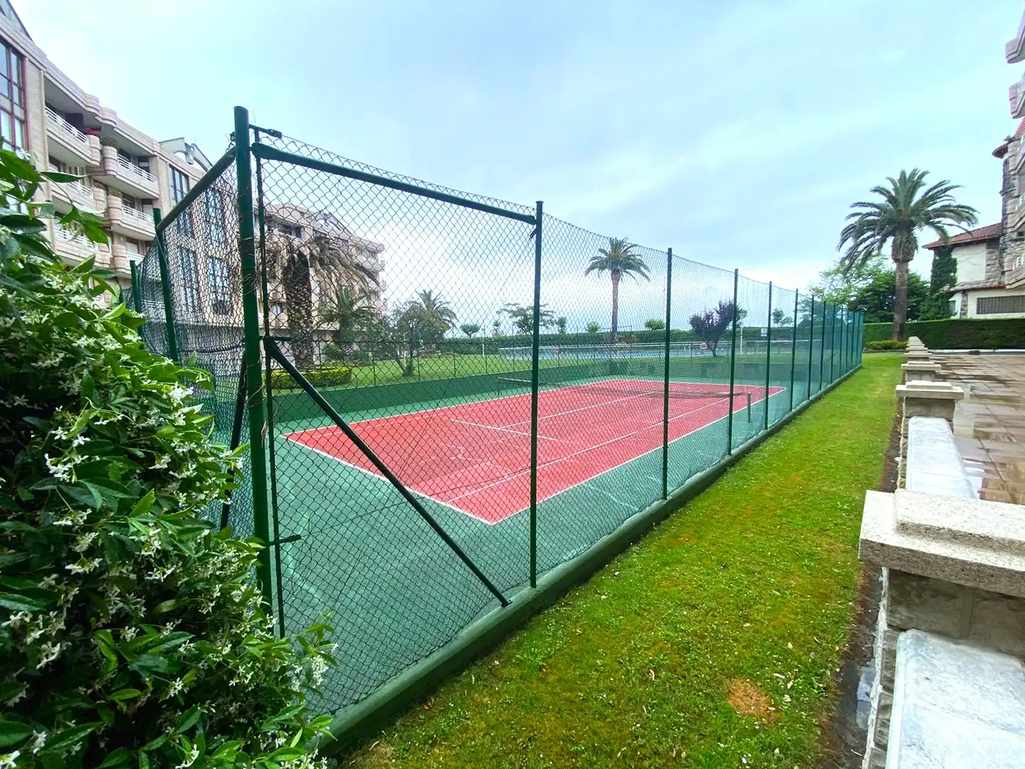 Exterior view of Flat for sale in Castro-Urdiales  with Heating, Private garden and Parquet flooring