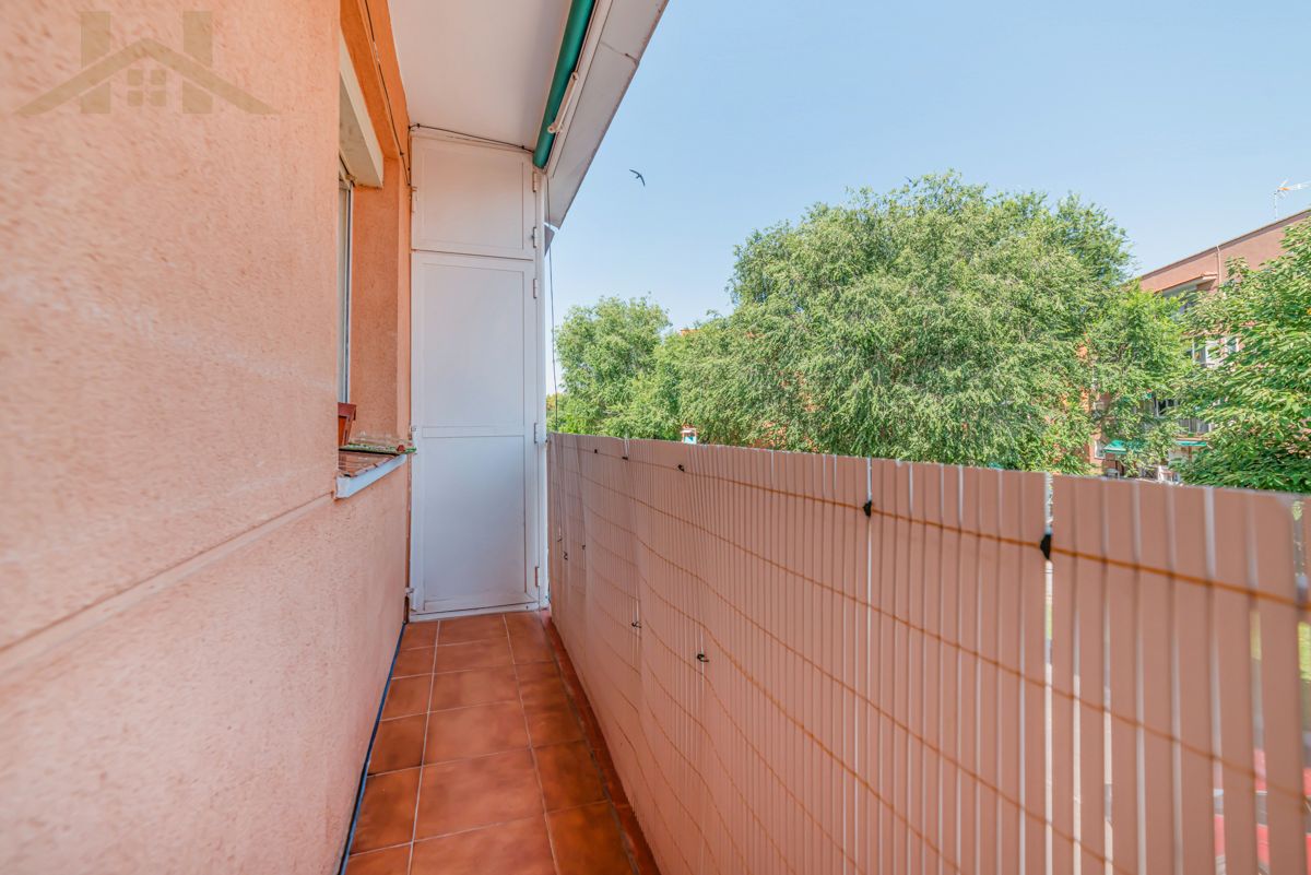 Balcony of Flat for sale in Pinto  with Air Conditioner, Heating and Terrace