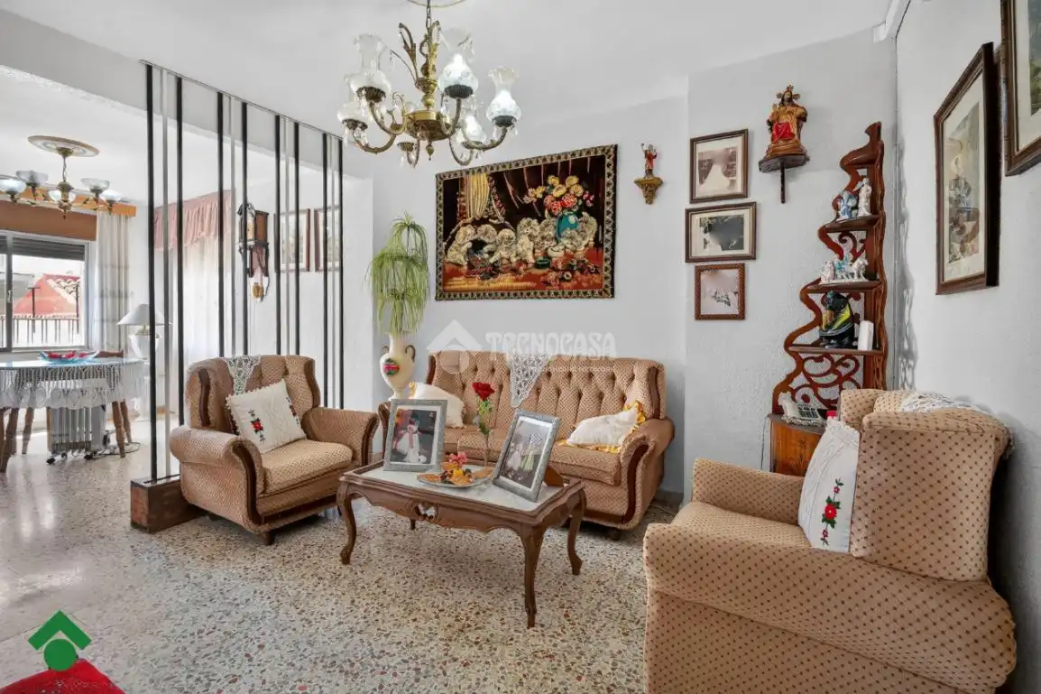 Sala d'estar de Pis en venda en Villaviciosa de Córdoba amb Aire condicionat i Terrassa