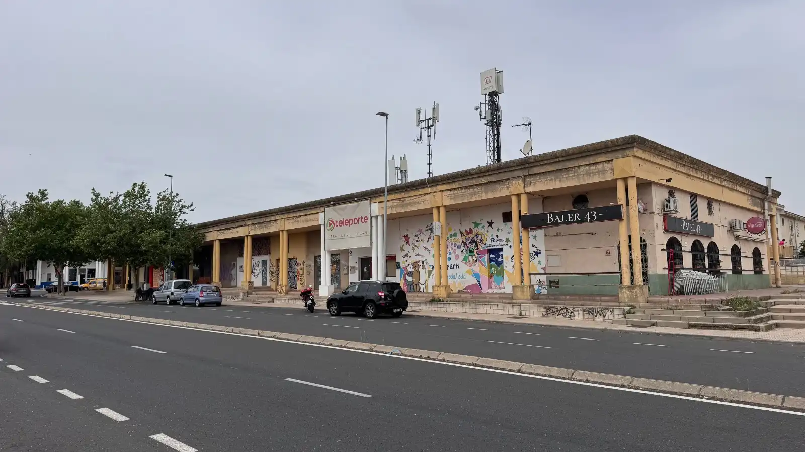 Vista exterior de Local en venta en Cáceres con Aire acondicionado