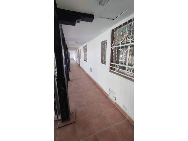 Piso en Venta en Calle Antigua Carretera de Andalucía en Centro