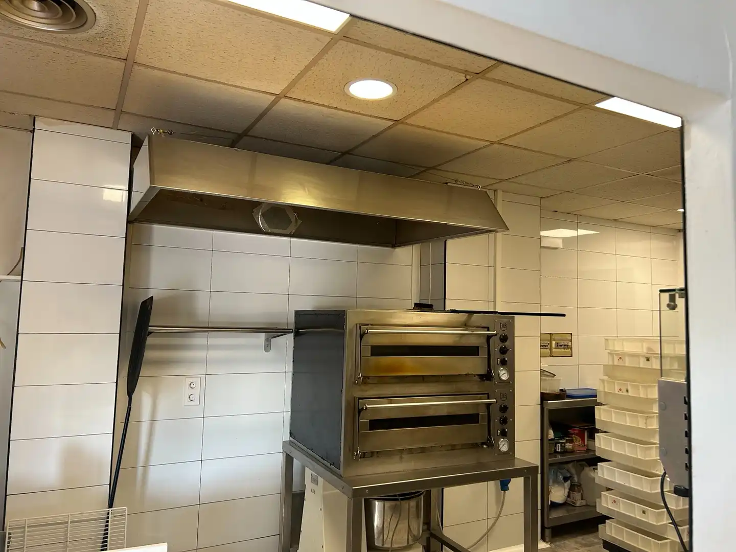 Local comercial en traspaso en Calle de Luis Cernuda 8, imagen 3
