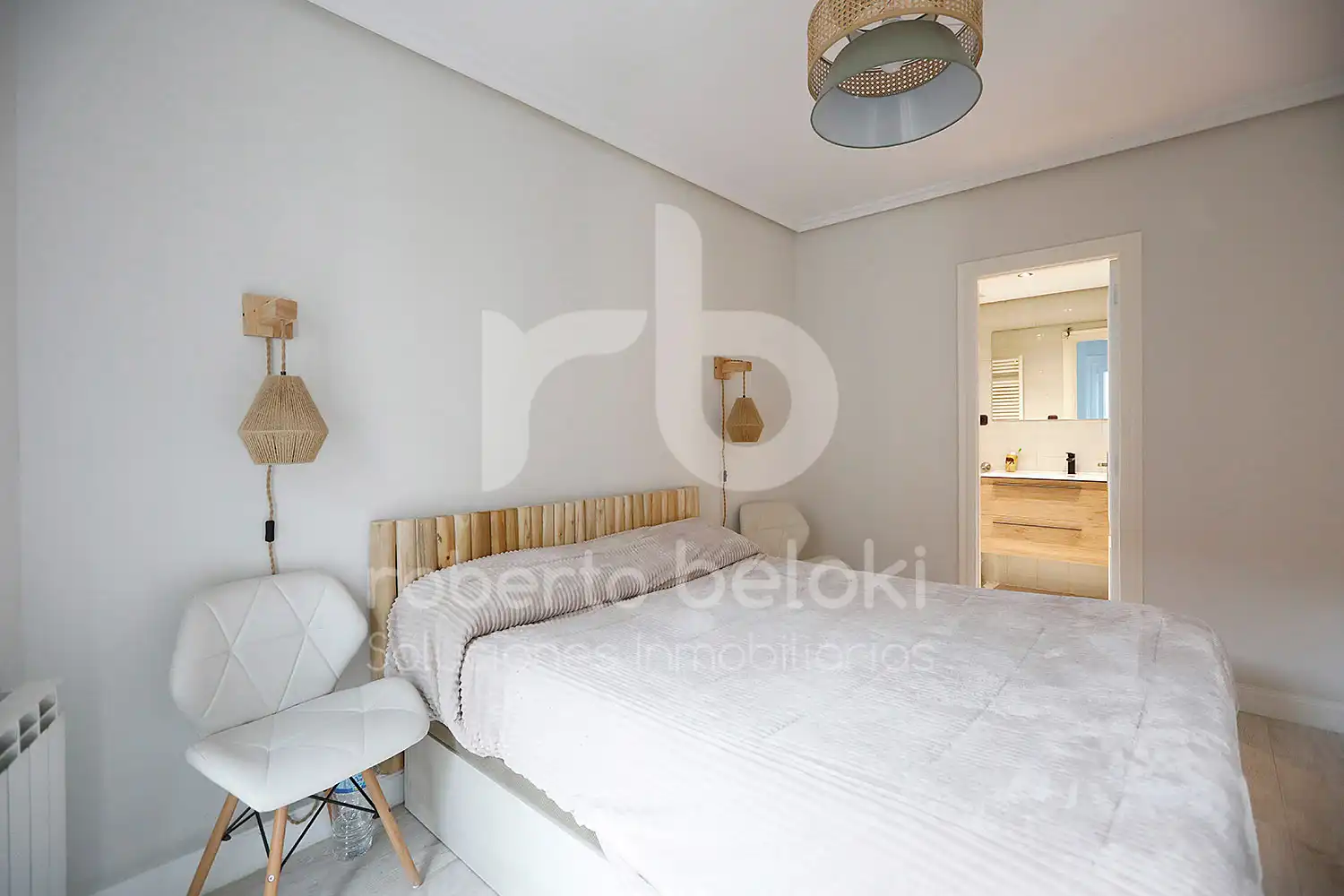 Flat with balcony for sale in Fueros Kalea, imagen 11