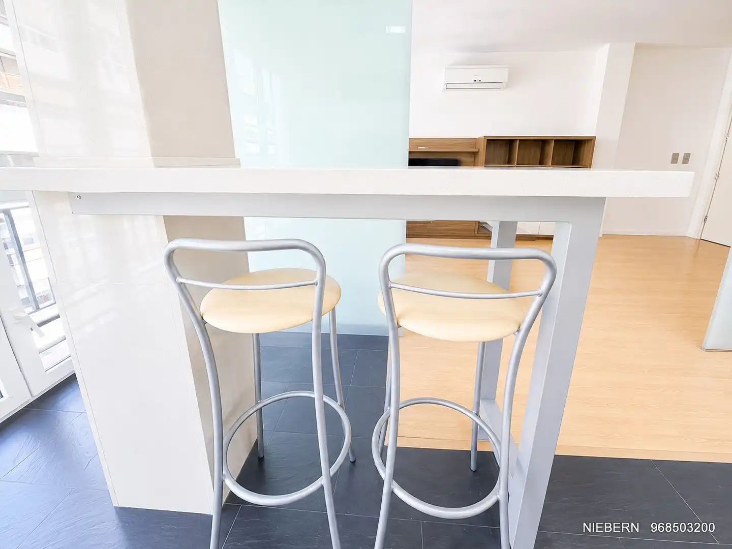 Cocina de Piso de alquiler en Cartagena con Aire acondicionado, Parquet y Amueblado