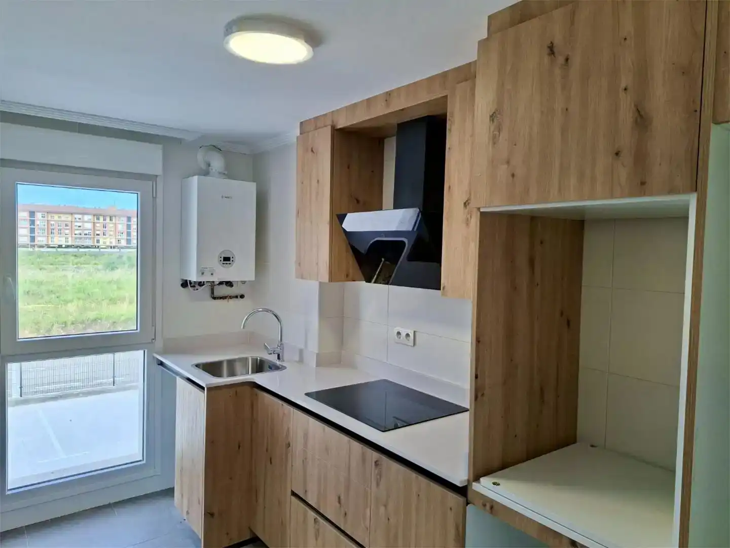 Cocina de Piso de alquiler en Santander con Trastero