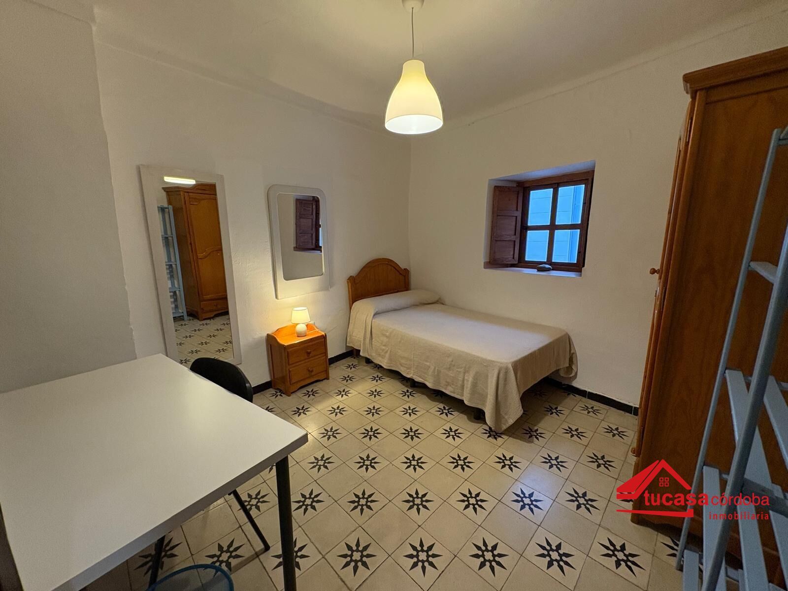 Dormitori de Casa o xalet en venda en  Córdoba Capital amb Terrassa i Traster