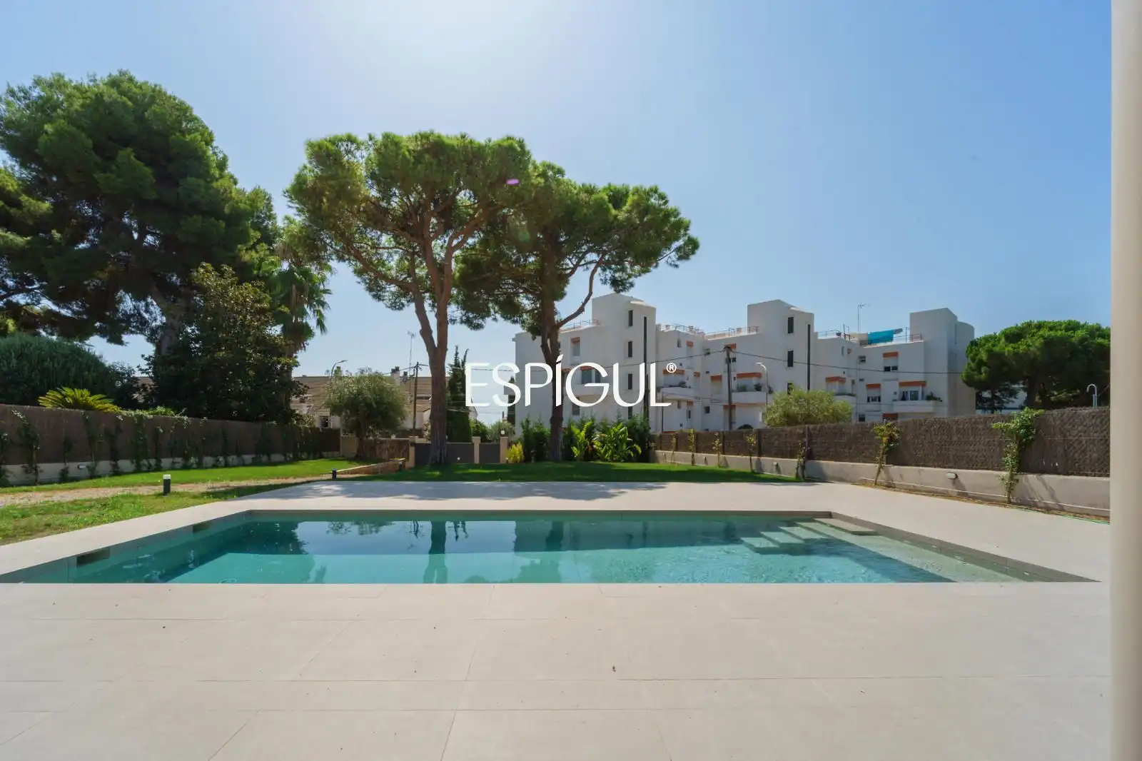Piscina de Casa o xalet de lloguer en Sant Andreu de Llavaneres amb Aire condicionat, Calefacció i Jardí privat