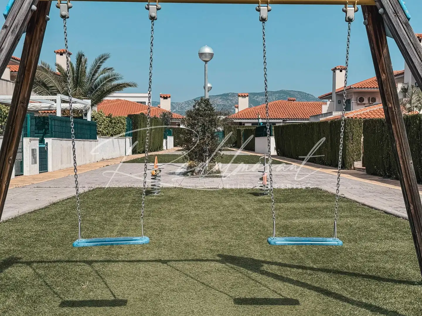Casa pareada con piscina en venta en Carrer Carrer Migjorn, imagen 8