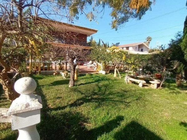 Jardí de Casa o xalet en venda en  Córdoba Capital amb Jardí privat, Terrassa i Piscina comunitària