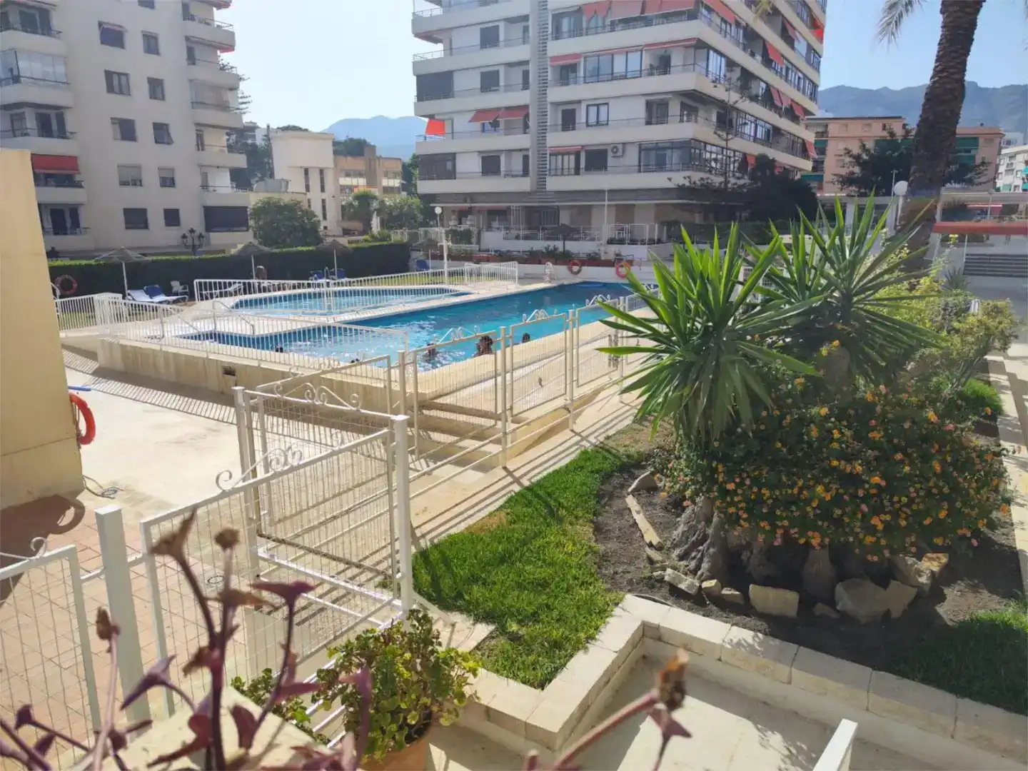 Piscina de Apartament de lloguer en Torremolinos amb Aire condicionat i Piscina