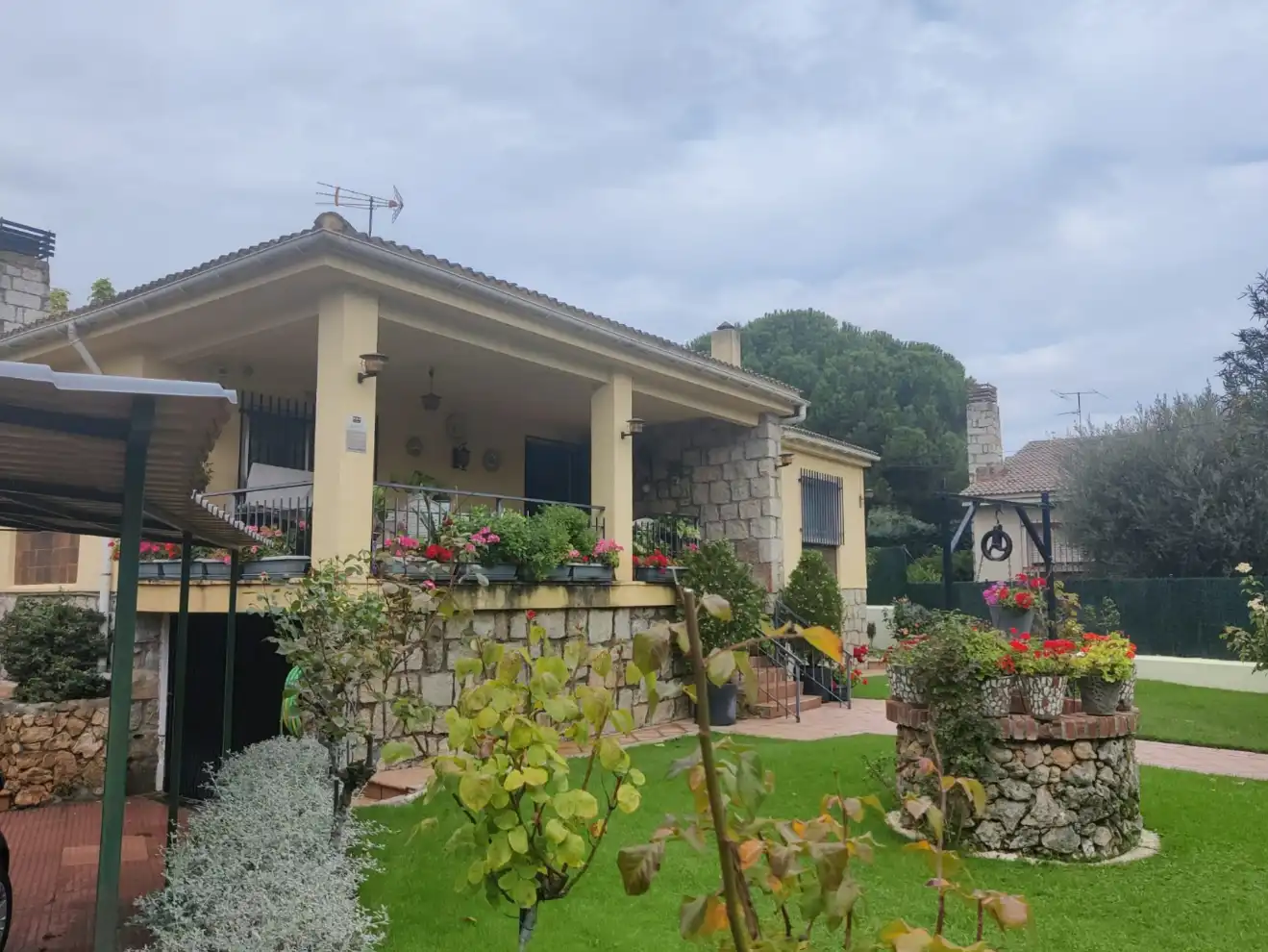 Jardí de Casa o xalet en venda en El Molar (Madrid) amb Calefacció, Jardí privat i Piscina