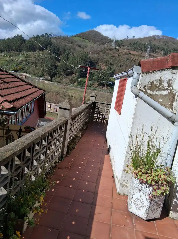 Balcony of Houses for sale in Mieres (Asturias)  with Heating, Terrace and Storage room