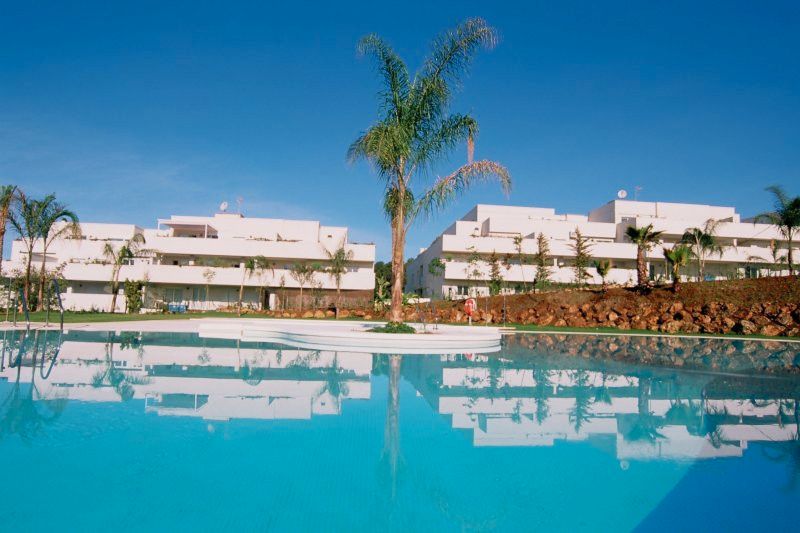 Piscina de Pis en venda en Marbella amb Aire condicionat, Terrassa i Traster