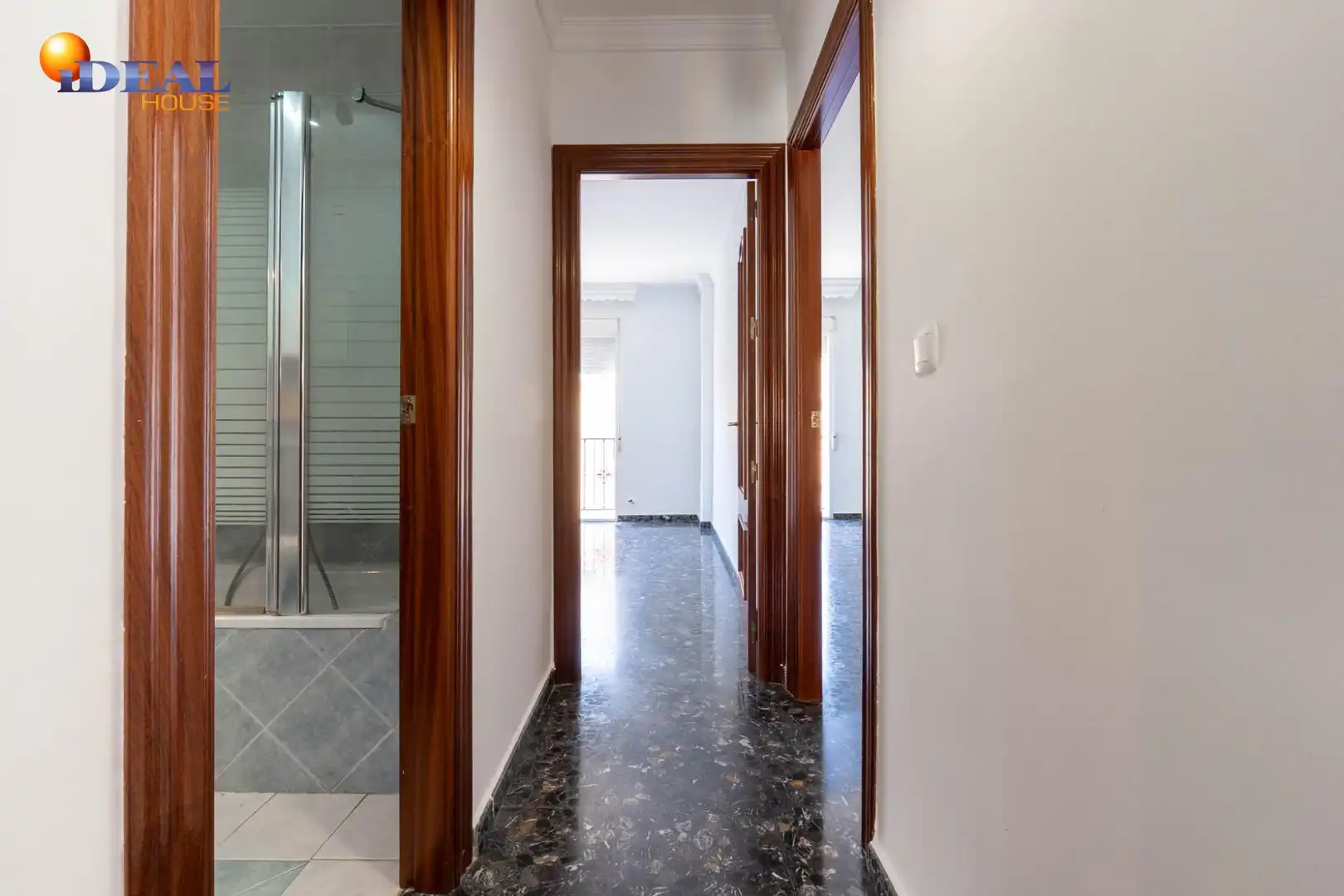 Piso con terraza en venta en Calle Calle San Juan de Dios, imagen 26