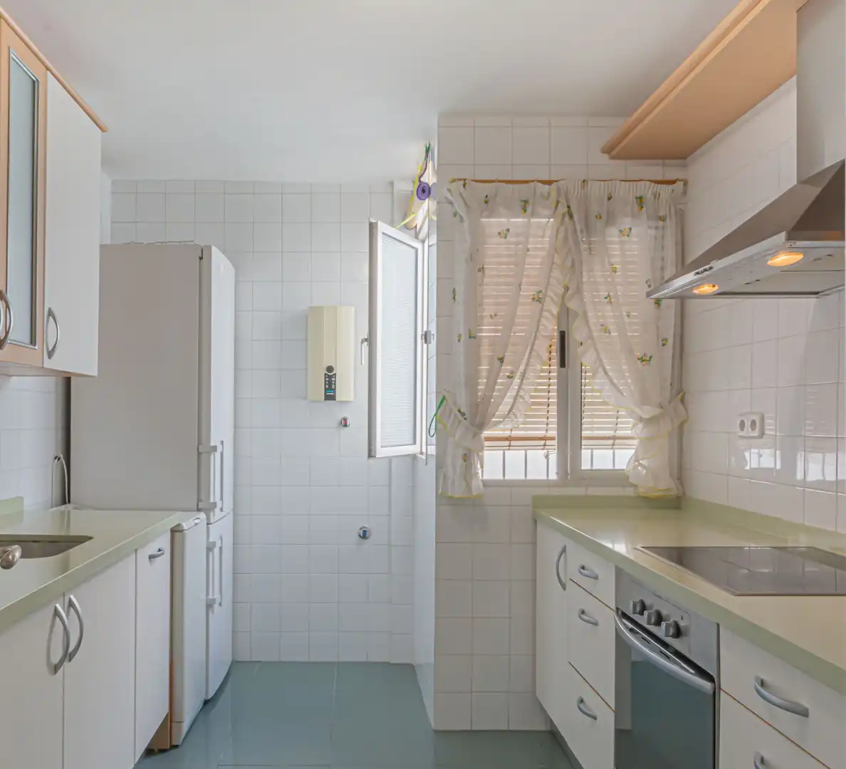 Kitchen of Flat for sale in Nervión