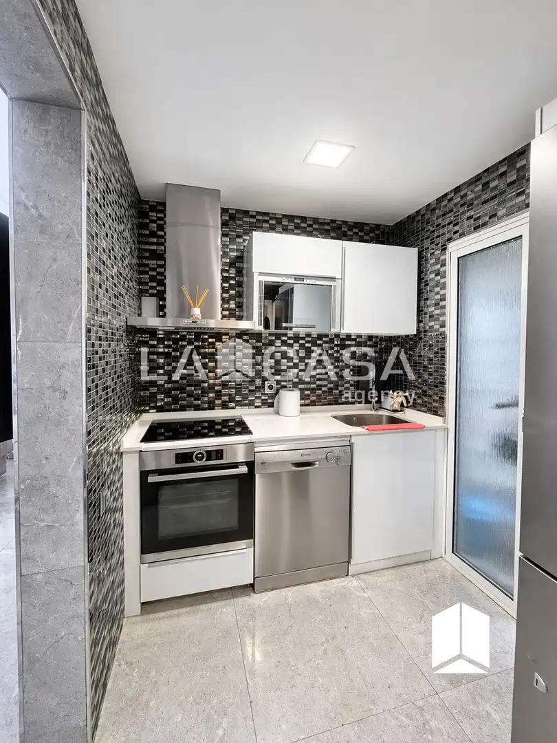 Cocina de Planta baja en venta en  Barcelona Capital con Calefacción