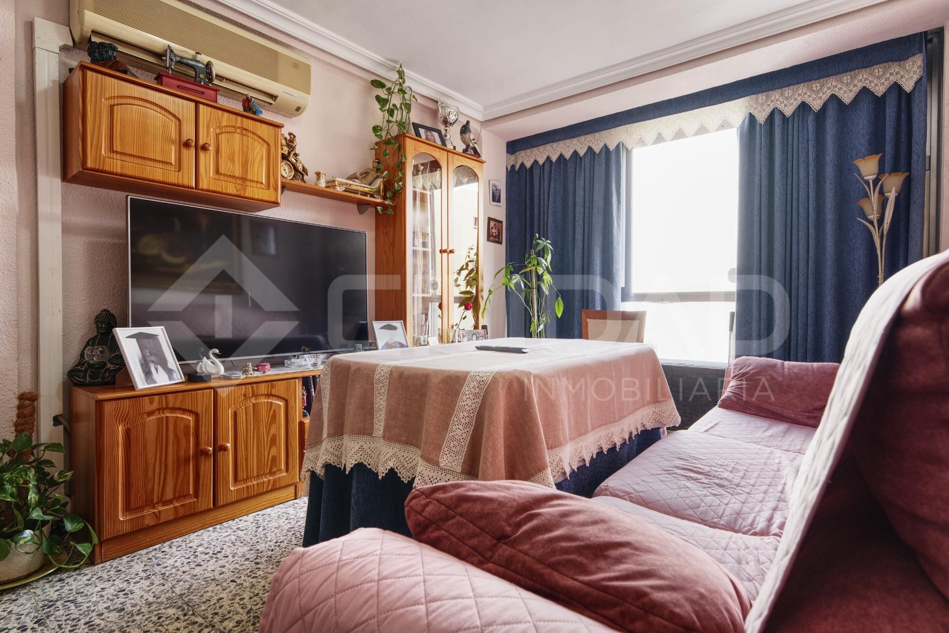 Sala d'estar de Pis en venda en San Juan de Aznalfarache