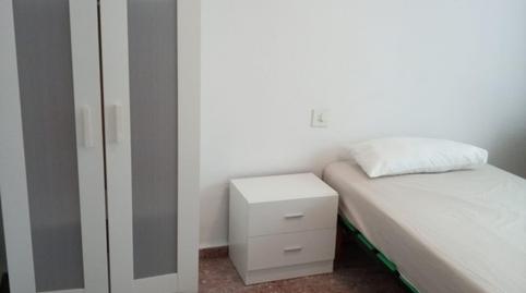 Foto 4 de Apartament per a compartir a Malilla, Valencia