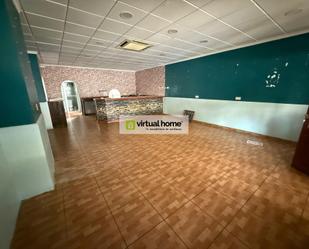 Premises to rent in Benidorm  with Air Conditioner, Terrace and Furnished