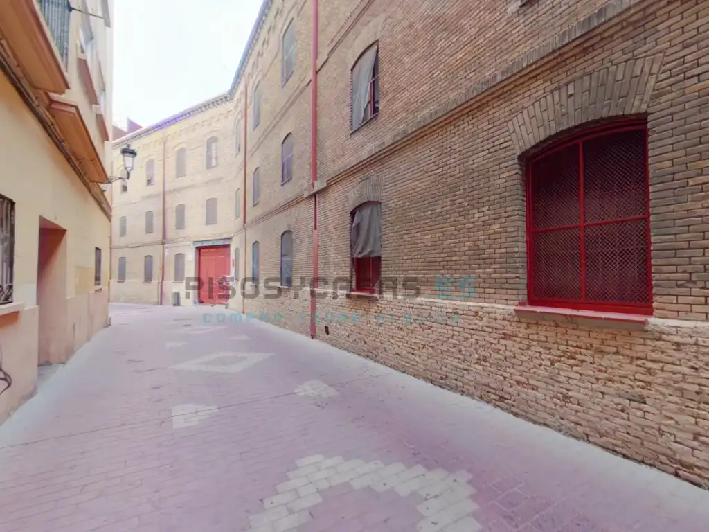 Außenansicht von Geschaftsraum zum Verkauf in Zaragoza