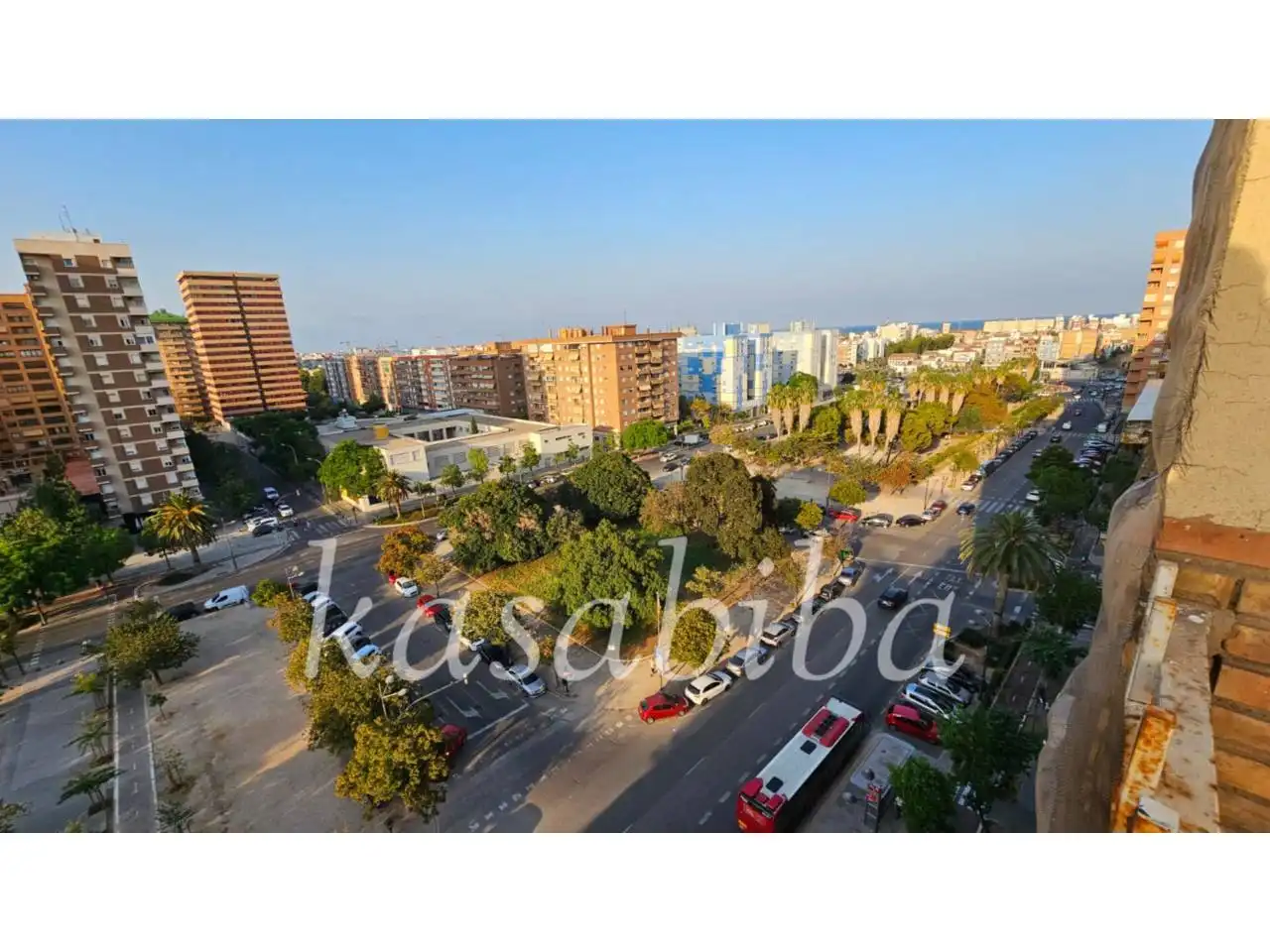 Vista exterior de Pis de lloguer en Valencia amb Aire condicionat, Parquet i Terrassa