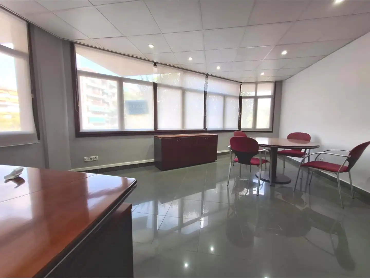 Office for rent in Barberà del Vallès  with Air Conditioner, Heating and Storage room
