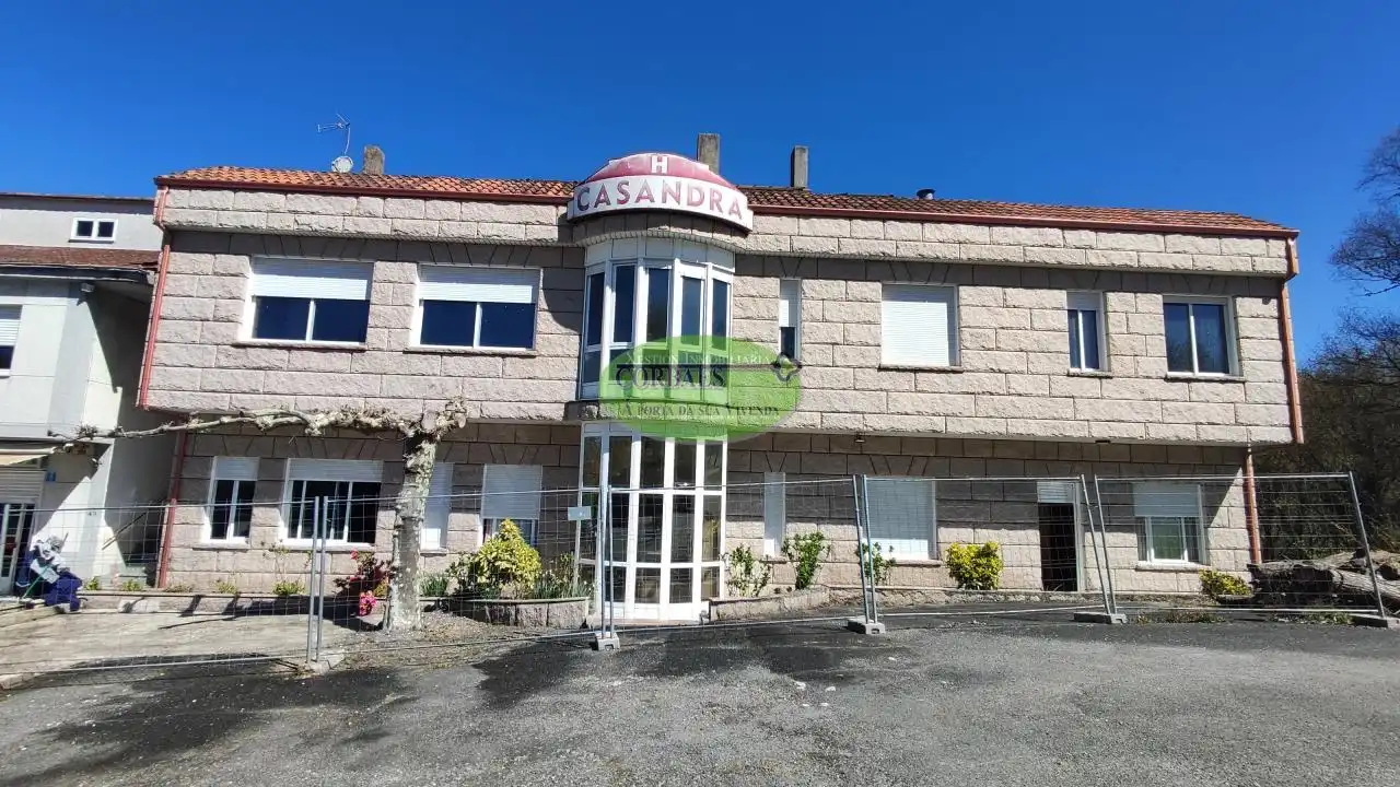 Local commercial à vendre à Taboadela