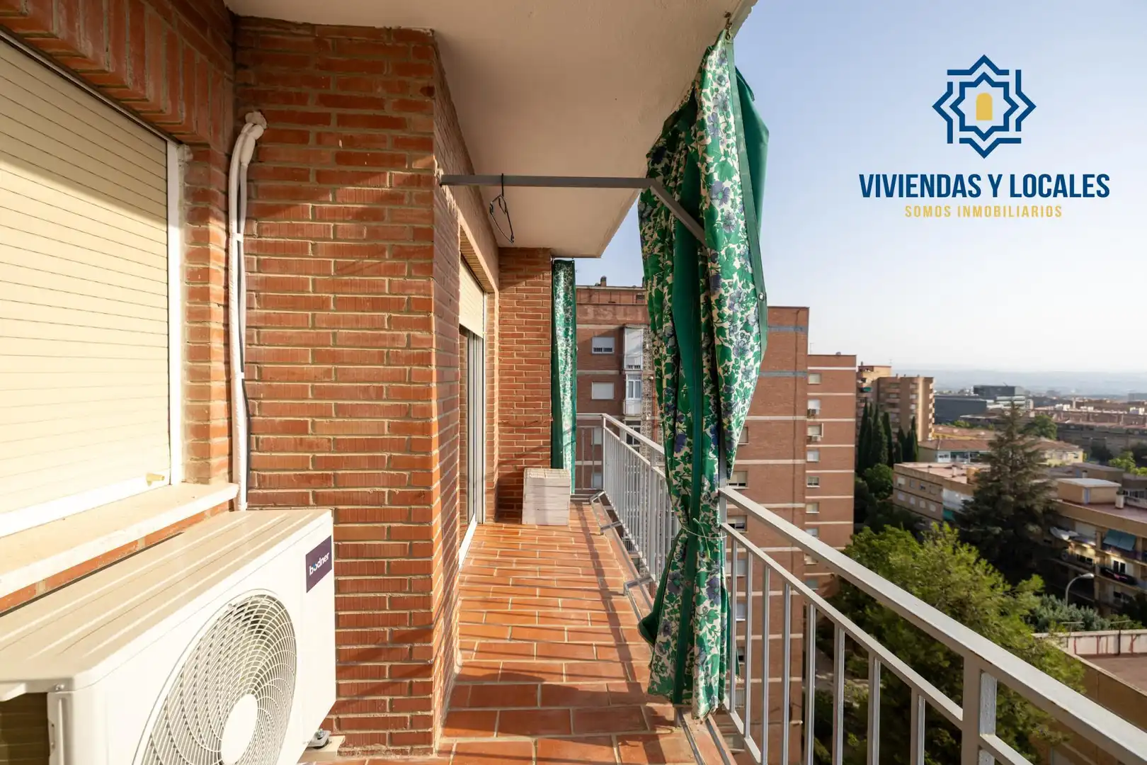 Balcony of Flat for sale in Granada  with Private garden