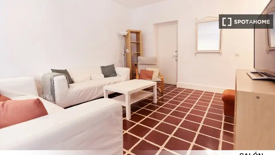 Sala d'estar de Pis de lloguer en Sevilla amb Aire condicionat, Calefacció i Moblat
