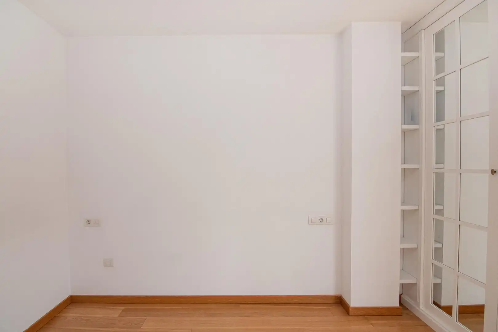 Habitación de Piso en venta en A Coruña Capital  con Calefacción, Parquet y Trastero