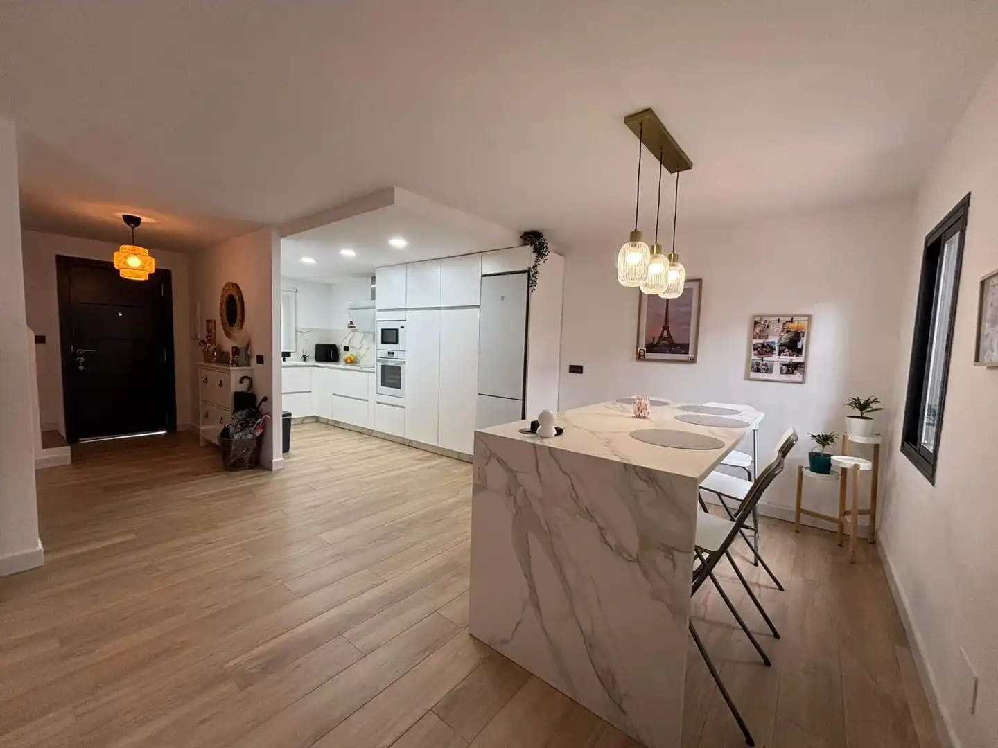 Kitchen of Detached homes for sale in Los Barrios  with Community pool