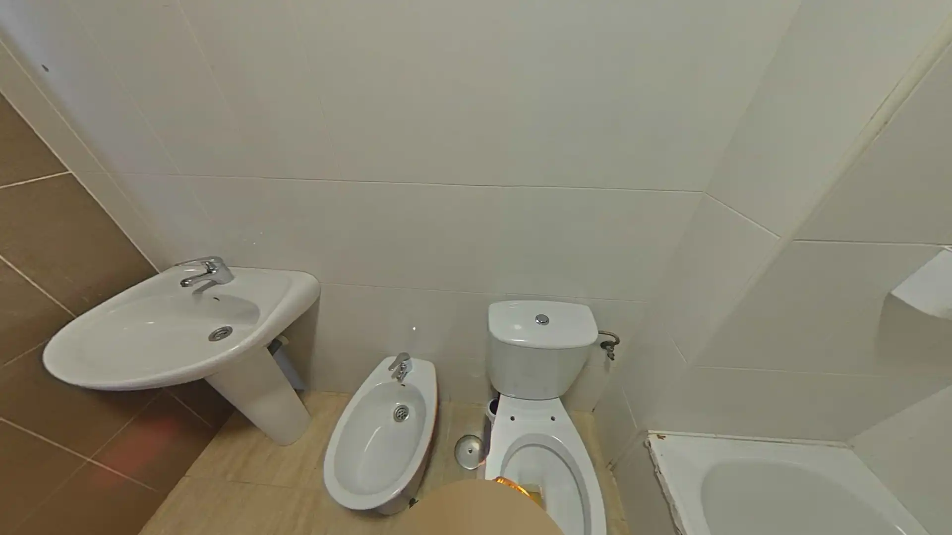 Bathroom of Flat for sale in Lepe