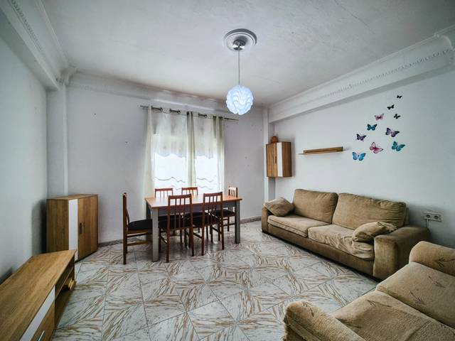 Piso en Venta en Carrer de Mariano Ribera en Barrio de Patraix