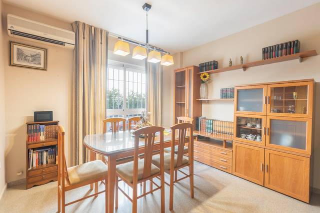 Casa adosada en Venta en Cisne, 57 en Maracena