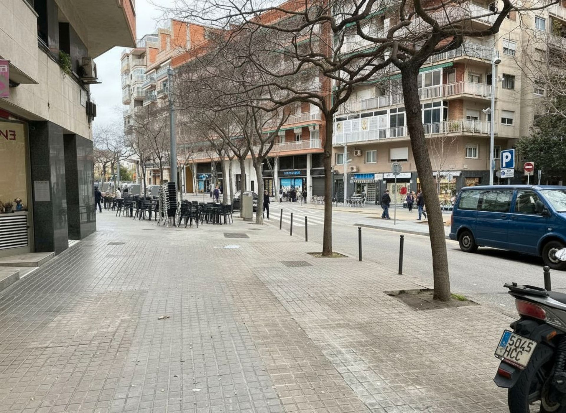 Vista exterior de Local en venda en  Barcelona Capital