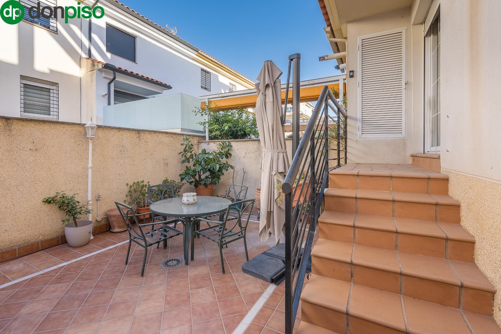 Terraza de Casa adosada en venta en Armilla con Aire acondicionado, Terraza y Balcón